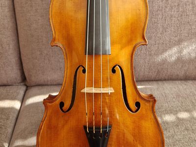 Lak: Finálny dotyk pre krásu, ochranu a dokonalý tón